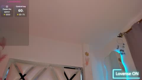 amandaa_fox_ online show from 07.04.26