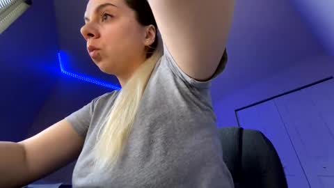 Snapshot of amandainbloom chatting on 02.26.25 Amanda online show from 02.26.25