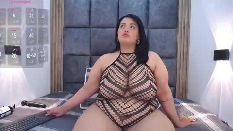 Snapshot of amandarousell chatting on 10.20.25 AmandaRousel online show from 10.20.25