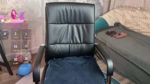 Snapshot of amandastrongj chatting on 11.24.25 Amanda online show from 11.24.25