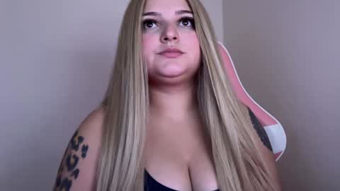 Amandha online show from 01.28.25