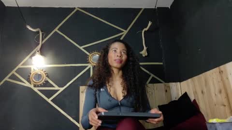 Snapshot of amara_vex chatting on 07.06.26 amara_vex online show from 07.06.26