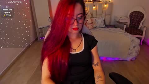 Snapshot of amaraa_couper1 chatting on 11.18.25 amaraa_couper1 online show from 11.18.25