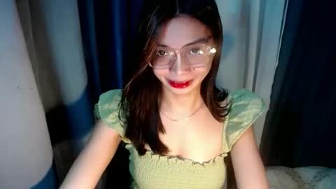 Snapshot of amarabellax chatting on 04.28.26 BELLA online show from 04.28.26