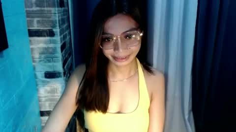Snapshot of amarabellax chatting on 05.21.26 BELLA online show from 05.21.26
