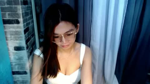 Snapshot of amarabellax chatting on 06.05.26 BELLA online show from 06.05.26