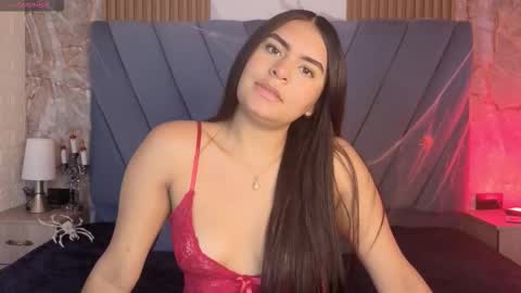 Snapshot of amarahanks_ chatting on 10.26.25 amarahanks_ online show from 10.26.25