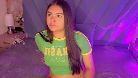 Snapshot of amarahanks_ chatting on 10.28.25 amarahanks_ online show from 10.28.25