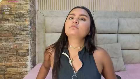 Snapshot of amarahanks_ chatting on 12.17.25 amarahanks_ online show from 12.17.25