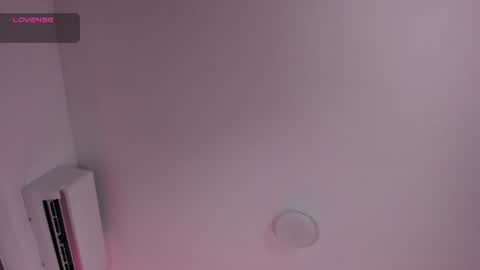 Snapshot of amaralewis chatting on 07.20.26 AMARA online show from 07.20.26
