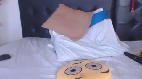   online show from 02.03.25