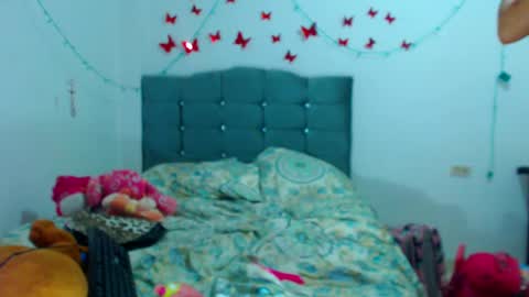 Snapshot of amararoberts08 chatting on 01.23.25 Amara Julia online show from 01.23.25