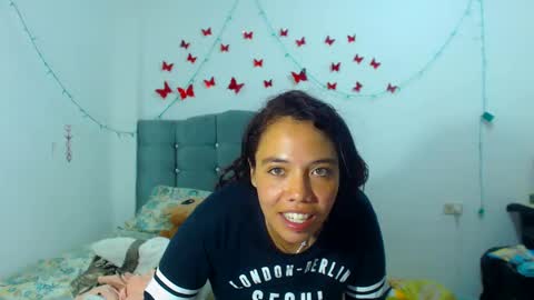 Snapshot of amararoberts08 chatting on 01.30.25 Amara Julia online show from 01.30.25