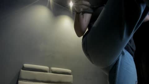 Snapshot of amarettho chatting on 01.18.25 Emily online show from 01.18.25