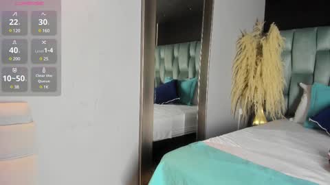 Snapshot of amarettho chatting on 02.18.25 Emily online show from 02.18.25