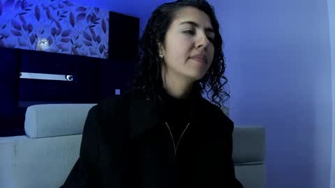 Snapshot of amarettho chatting on 05.27.26 Emily online show from 05.27.26