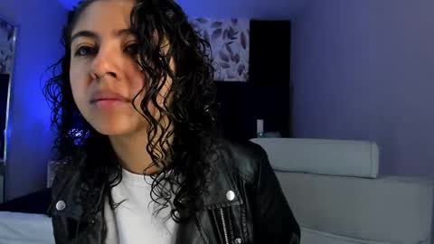 Snapshot of amarettho chatting on 05.29.26 Emily online show from 05.29.26