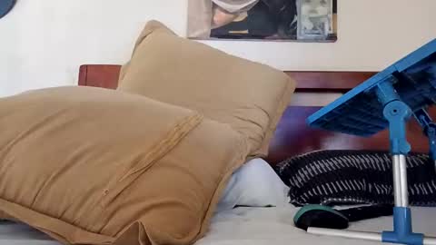 Amaro online show from 09.18.25