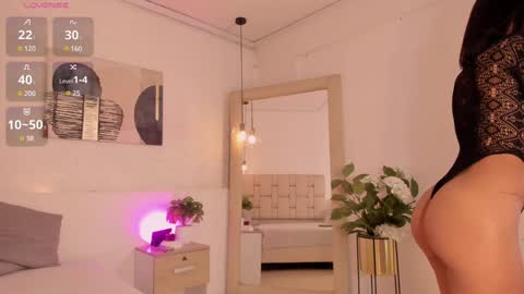 Snapshot of amatiista_12 chatting on 12.17.24 A M A T I S T A online show from 12.17.24