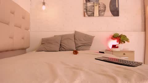 Snapshot of amatiista_12 chatting on 12.20.24 A M A T I S T A online show from 12.20.24