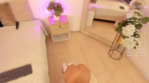 Snapshot of amatiista_12 chatting on 02.12.25 A M A T I S T A online show from 02.12.25