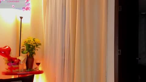 Snapshot of amatistahot1 chatting on 11.14.25 Amatista online show from 11.14.25