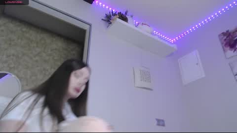 amazing_agness online show from 04.29.26