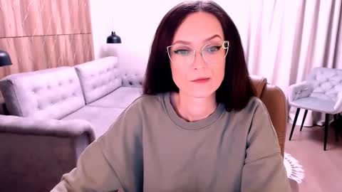 Snapshot of amazingeyes89 chatting on 01.09.26 Izza online show from 01.09.26