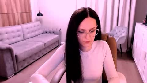 Snapshot of amazingeyes89 chatting on 03.30.26 Izza online show from 03.30.26