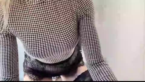 Snapshot of amazingkelly chatting on 03.26.26 Kelly online show from 03.26.26