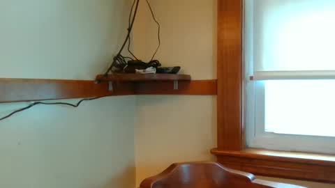 So many calling me Laura but i am Lora now i know Lora is SpanishLaura is EnglishLori is Italian so can call me those name online show from 11.05.25