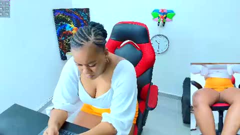 Snapshot of amba_rosee1 chatting on 06.18.26 AMBAR online show from 06.18.26