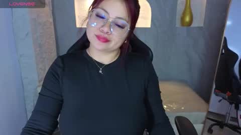 Snapshot of ambar72_b chatting on 11.01.25 LIVE 0730AM-0200PM online show from 11.01.25