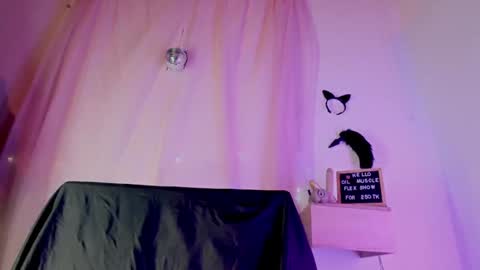 Snapshot of ambar_fitness88 chatting on 01.11.25 Ambar fitness88 online show from 01.11.25