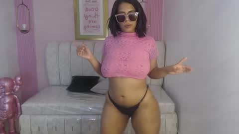 Snapshot of ambar_fox_s chatting on 09.21.25 Ambar online show from 09.21.25