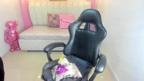 Snapshot of ambar_fox_s chatting on 01.11.26 Ambar online show from 01.11.26