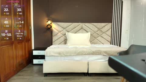 Ambar Ross online show from 12.23.24