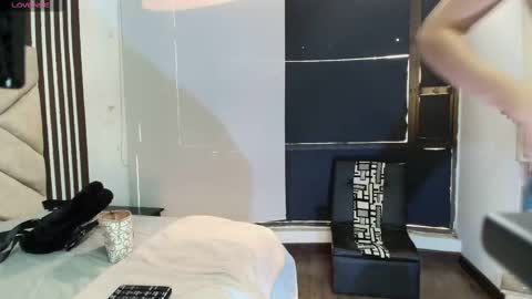 Ambar Ross online show from 02.15.25