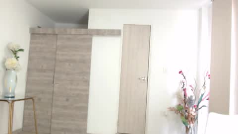 Snapshot of ambarsofhia chatting on 10.02.25 Amber Sofhia online show from 10.02.25