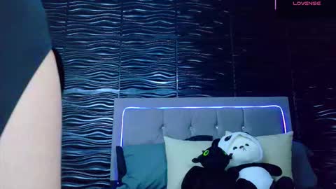 Snapshot of amber_bull chatting on 09.20.25 amber_bull online show from 09.20.25