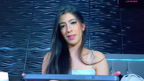 Snapshot of amber_bull chatting on 09.23.25 amber_bull online show from 09.23.25