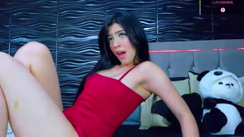 Snapshot of amber_bull chatting on 10.24.25 amber_bull online show from 10.24.25