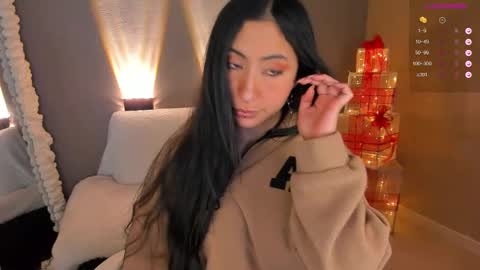 amber_curly online show from 12.12.24