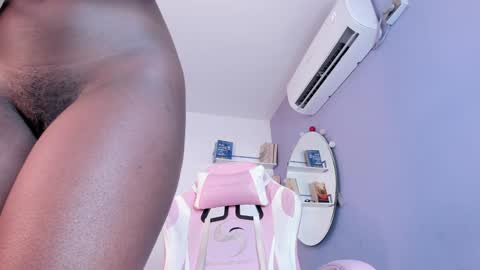 Snapshot of amber_maxwell chatting on 02.08.25 Amber online show from 02.08.25