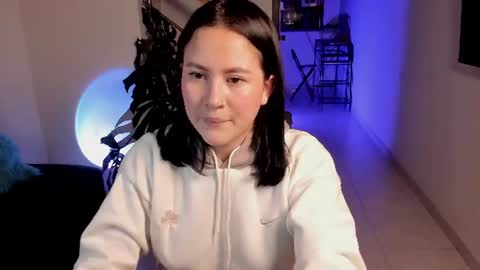 Vivi  online show from 07.24.26