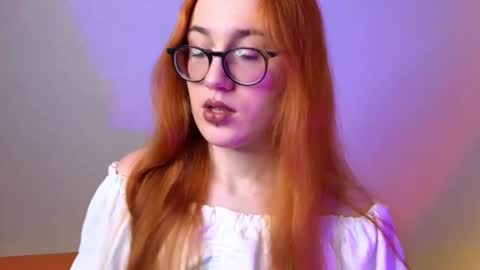 Snapshot of amber_wink chatting on 11.27.25 mber online show from 11.27.25