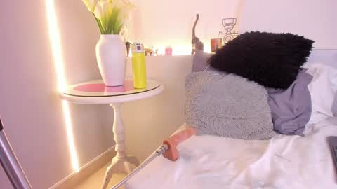 Amber online show from 12.17.24