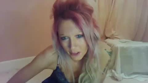 Snapshot of amberdesmond722 chatting on 05.01.26 Kaligirll online show from 05.01.26