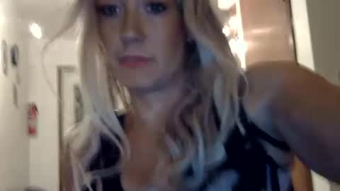 Kaligirll online show from 07.12.26