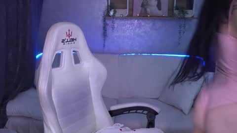 Anna online show from 11.11.25